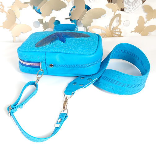 Niebieska saszetka z szerokim paskiem saszetka na telefon mała torebka damska z ozdobnym haftowanym paskiem niebieska mini torebka na ramię prezent dla nastolatki (9)