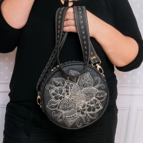 okrągła pikowana torebka damska roundbag okrągła torebka na ramię unikatowa torebka handmade